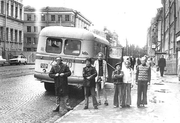 Põlva rajooni kultuuritöötajad 1980. a. reisil Põlva-Pihkva-Novgorod-Leningrad